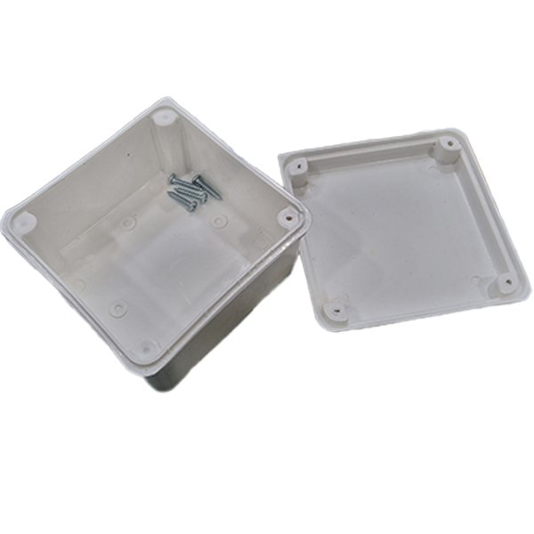 Caja de derivación plástica blanca de 10X10X5cm CAJAD 2